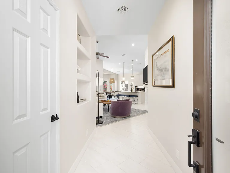 45809 Crosswater St — Photo 1