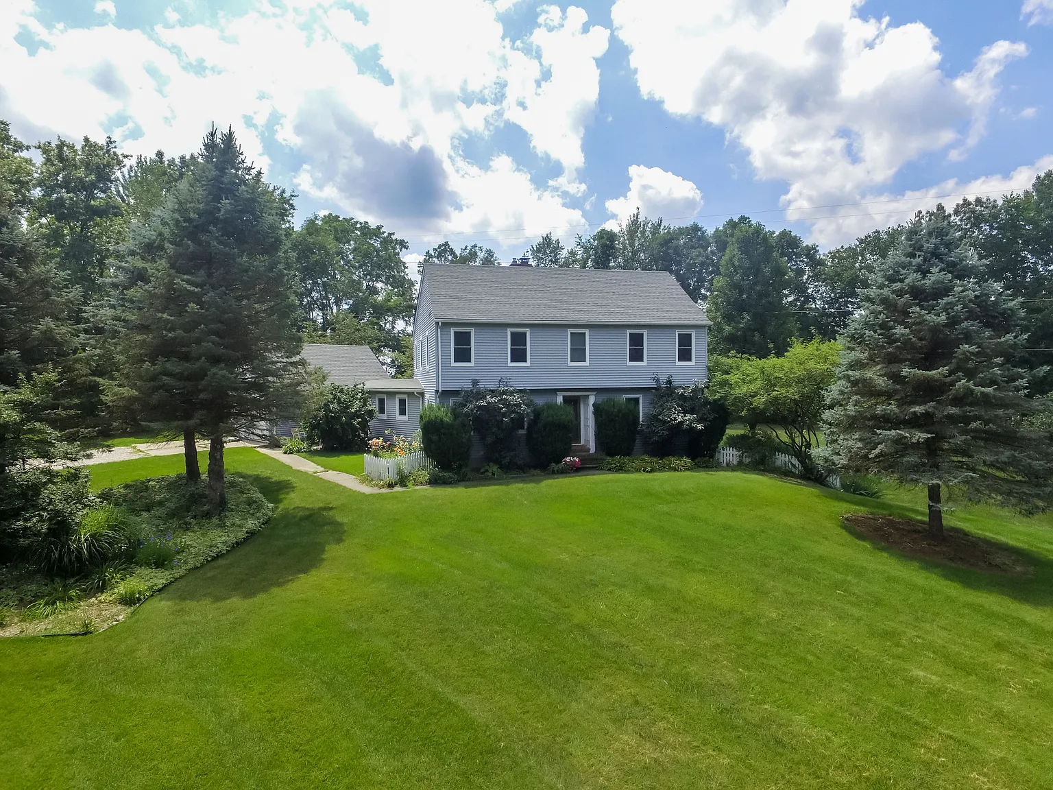 1478 Mark Twain Ct photo 1