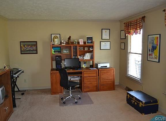 4th image of 7107 Spicewood Dr