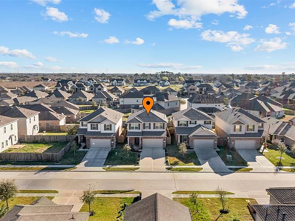3rd image of 4203 W Bayou Maison Cir