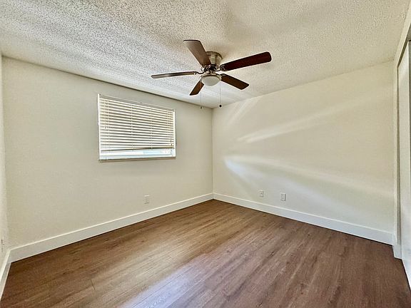 5th image of 9317 Goldenrod Rd #9325-B
