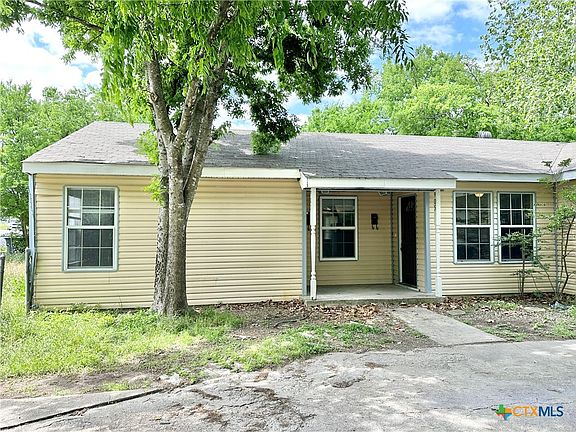 3rd image of 905-907 Estelle Ave