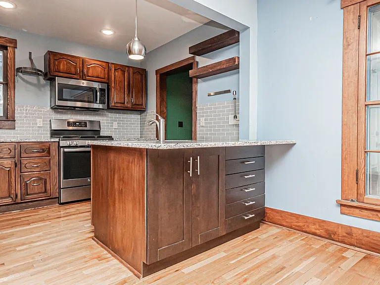 731 Osage St — Photo 11