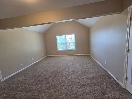 118 Florence Ct — Photo 9