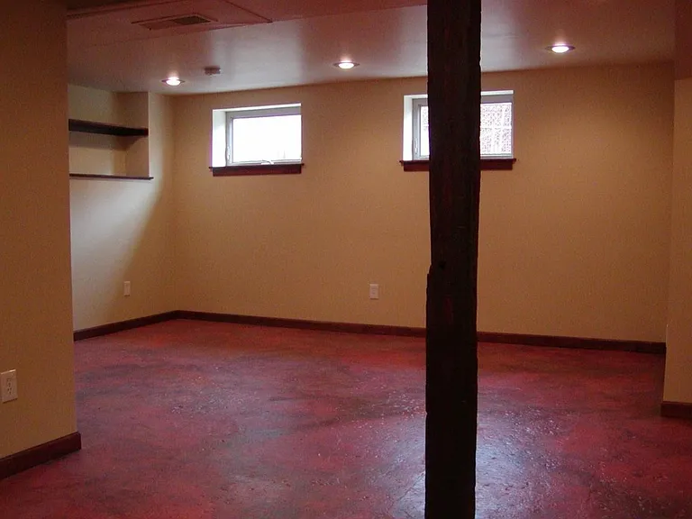 555 N Simpson St #3 — Photo 8