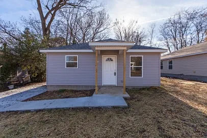121 Saint George Avenue - 1 — Photo 1