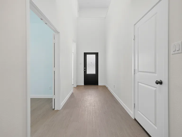1209 Misty Brook Dr — Photo 4