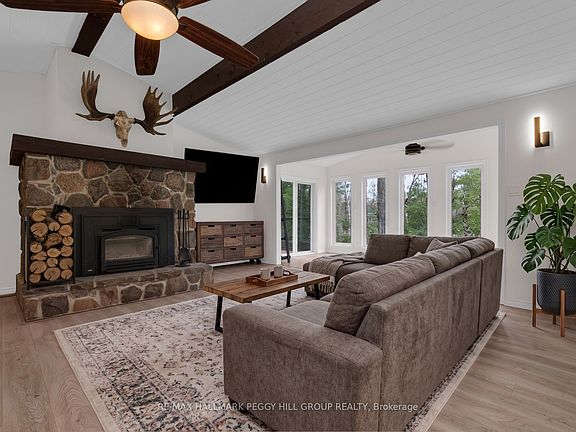 4th image of 7672 Birch Dr