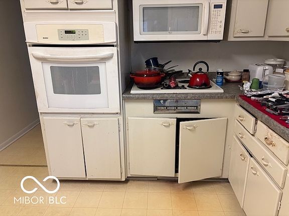 2nd image of 5940 Crooked Creek Dr