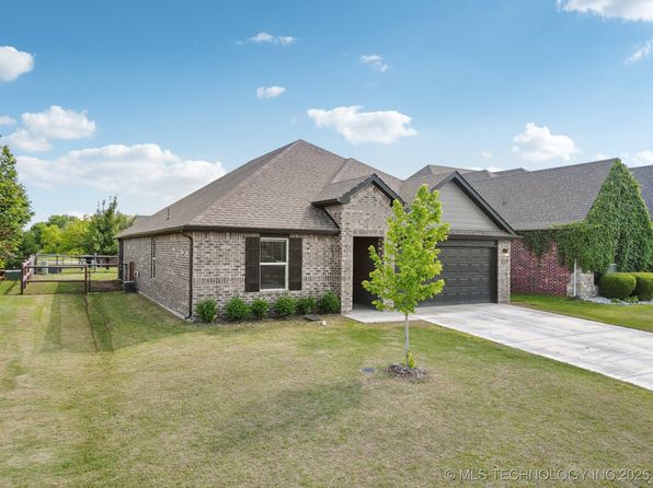 4218 W Village Park Dr, Skiatook, OK 74070