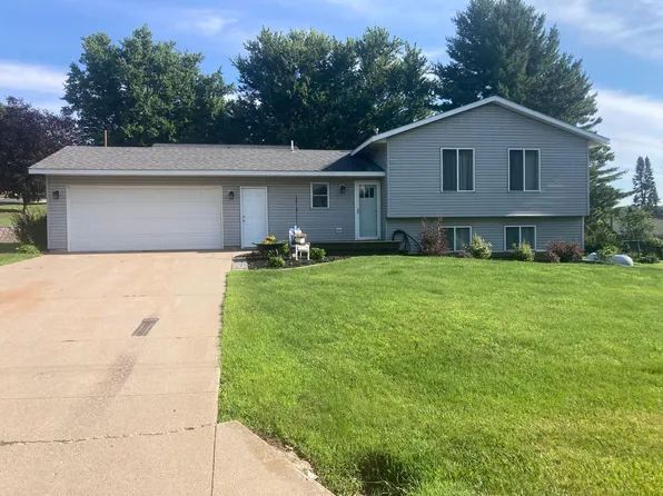 374 Cherry St W, Mazeppa, MN 55956