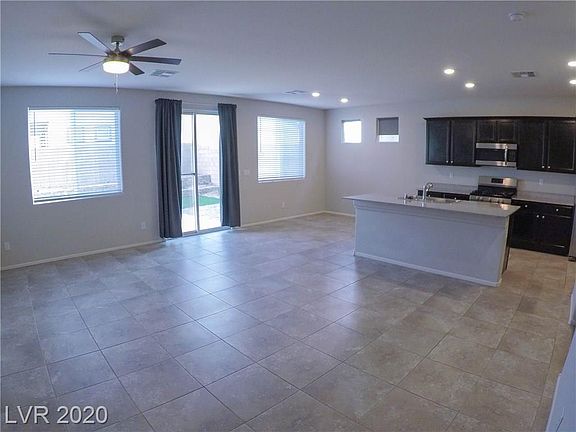 4th image of 5289 Ardley Ave