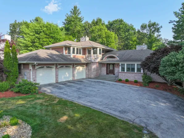 27 Tanglewood Drive, Nashua, NH 03062