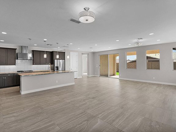 4th image of 6953 W Maya Way