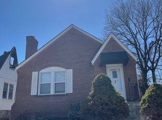 6736 Maryellen St, Saint Louis, MO 63121
