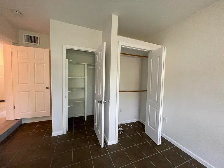 701 SE 4th St #WEST — Photo 18