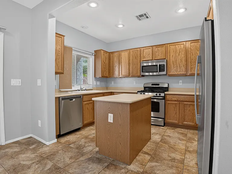 10648 Bandera Mountain Ln — Photo 19