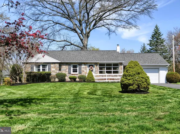 619 N Wales Rd, North Wales, PA 19454