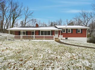 223 Poplar Hill Dr, Johnson City, TN 37604