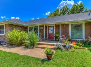 5023 Woodhaven Ct, Harrah, OK 73045