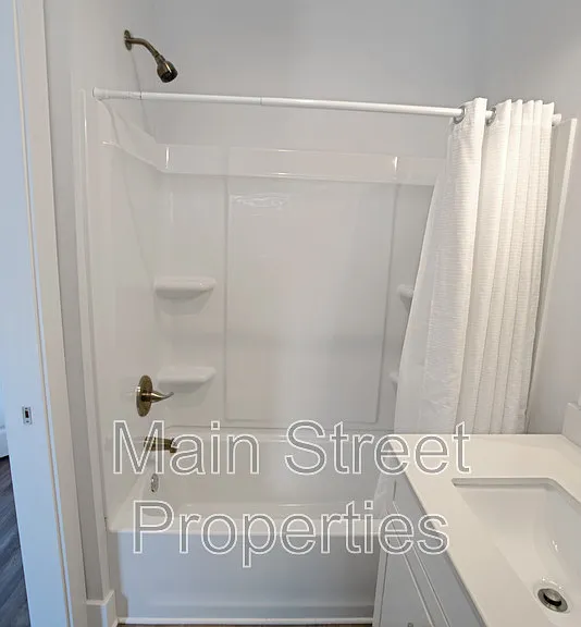 379 Clubbs St — Photo 16