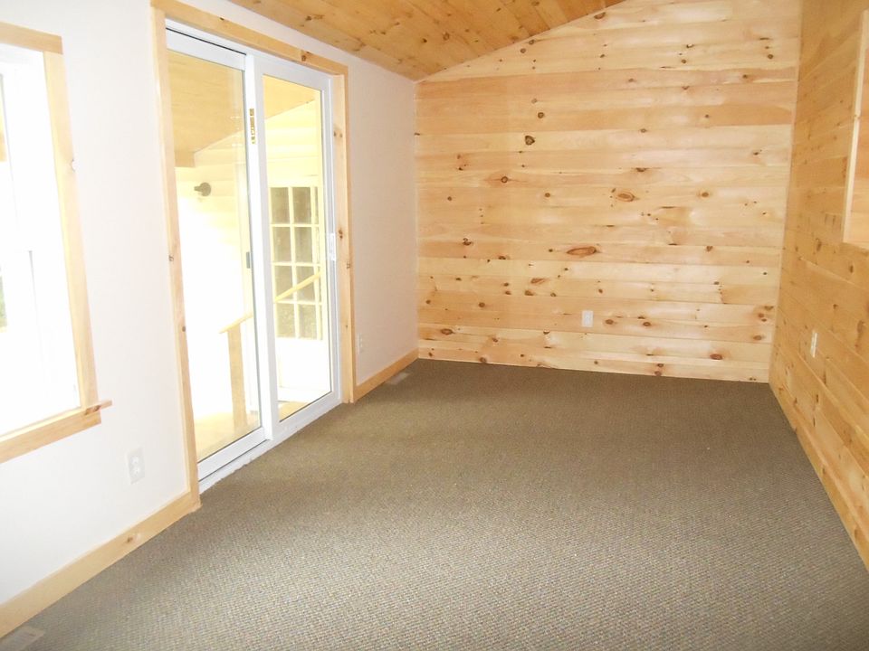 1st image of 8 Maiden Ln