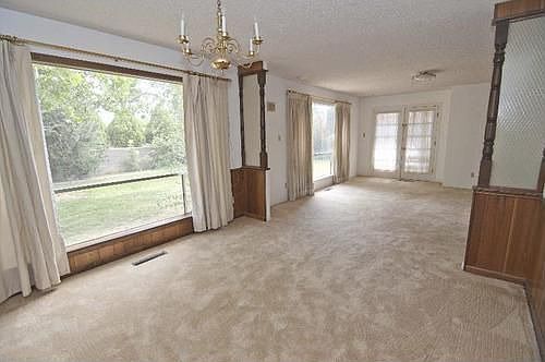 4th image of 315 Kathie Dr