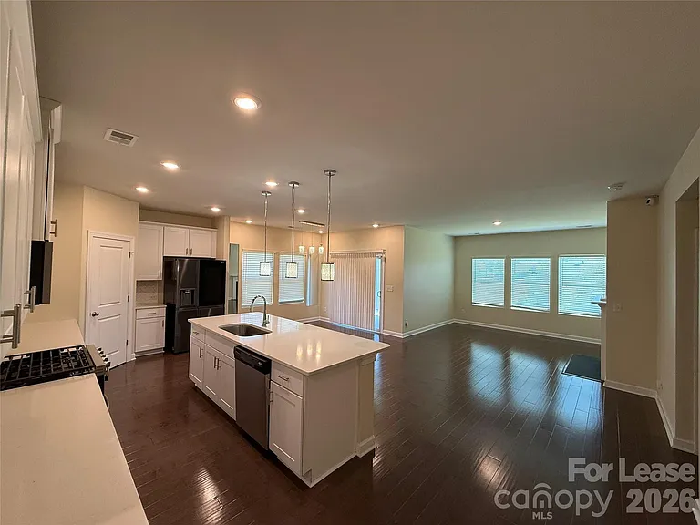 11838 Red Leaf Dr — Photo 7