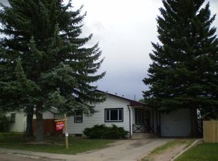 1710 Park, Laramie, WY 82070