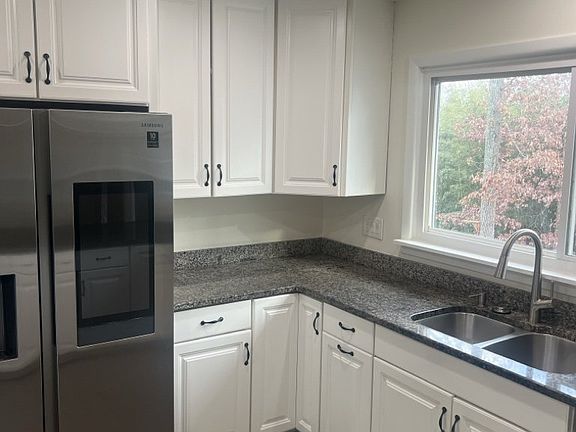 2nd image of 1119 Aquia Dr