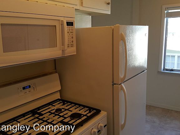 4th image of 3730 24th St APT 02