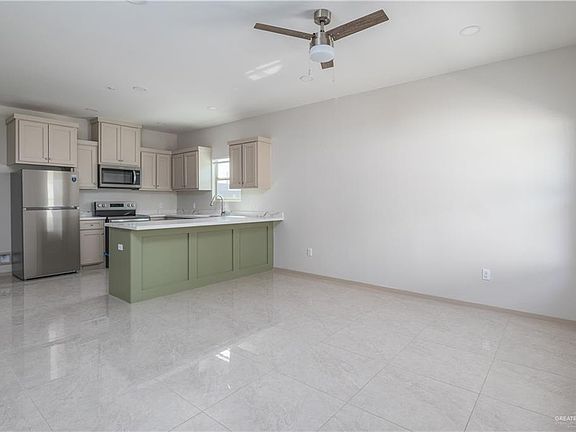 2nd image of 2108 Galveston Ave #4