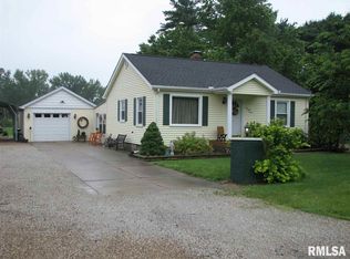 157 Fauber Ln, East Peoria, IL 61611