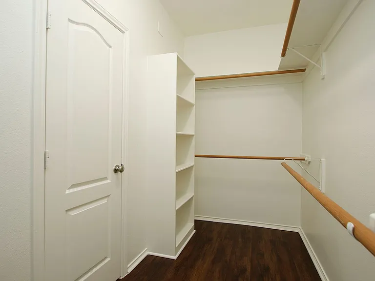 20102 Glacier Falls Dr — Photo 29