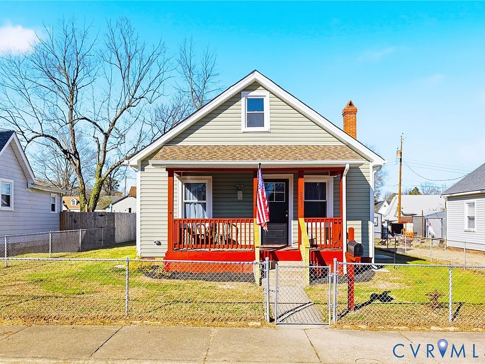 1st image of 2217 Richmond St