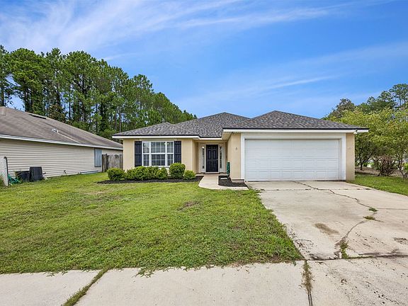3rd image of 96077 Out Creek Way
