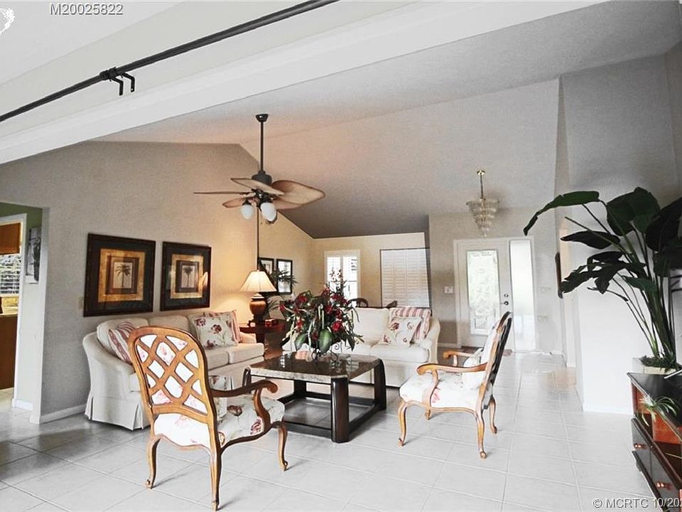 1st image of 4685 SW Lorne Ct