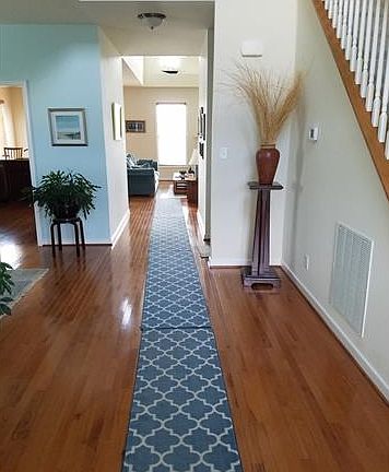 3rd image of 1813 White Mountain Dr