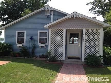 2nd image of 22745 Lake Dr