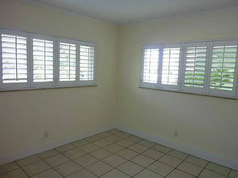 2124 NE 5th Ave #103 — Photo 8