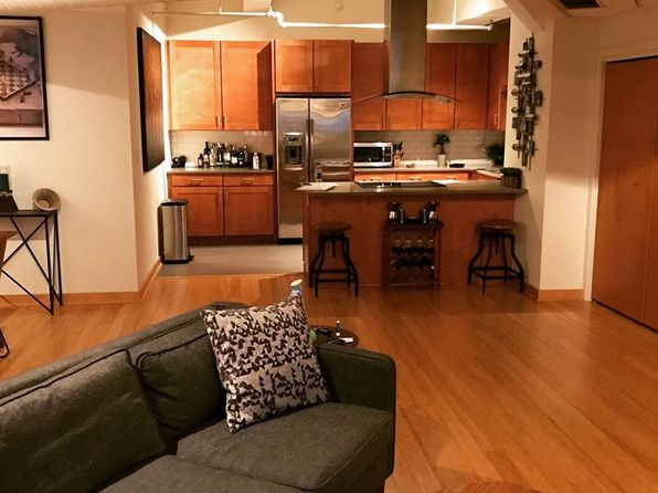 14 Franklin St APT 1000