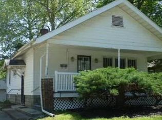 2120 N 8th St, Springfield, IL 62702