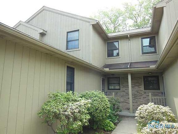 2nd image of 2743 Sweetbriar Ct
