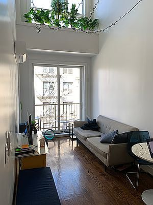 4th image of 83 Graham Ave #4H