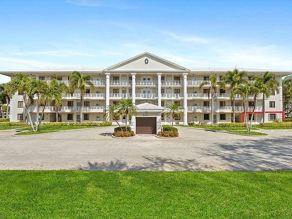 3rd image of 6217 Balboa Circle