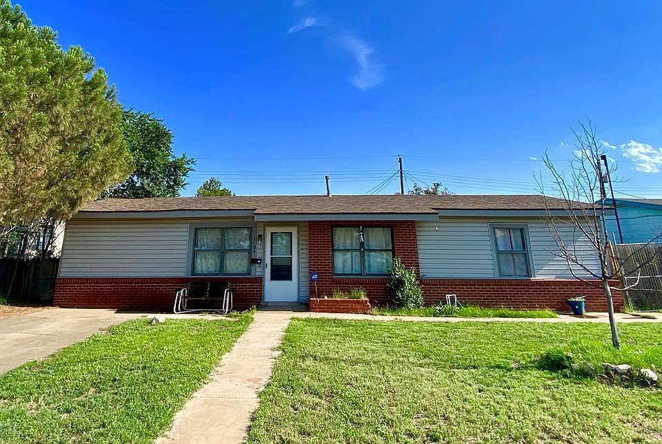 1st image of 1104 Canyon Dr