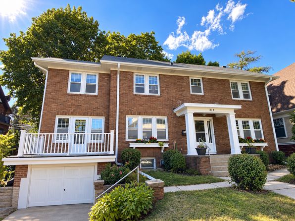 214 N Breese Ter