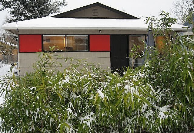 2nd image of 5240 SE 65th Ave