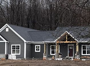 8149 Valley View Rd, Macedonia, OH 44056