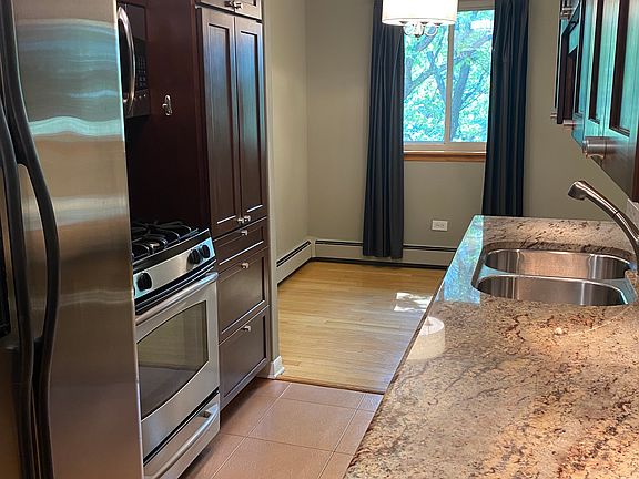 4th image of 2629 N Hampden Ct